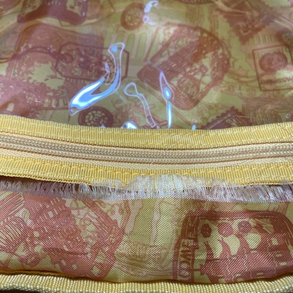 Samantha Browns Yellow Houndstooth Travel Bag - Picture 10 of 16